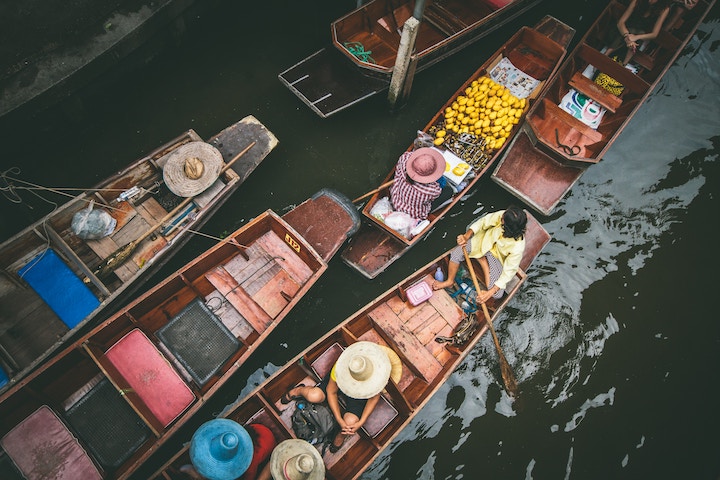 andrew-ly-272996-unsplash