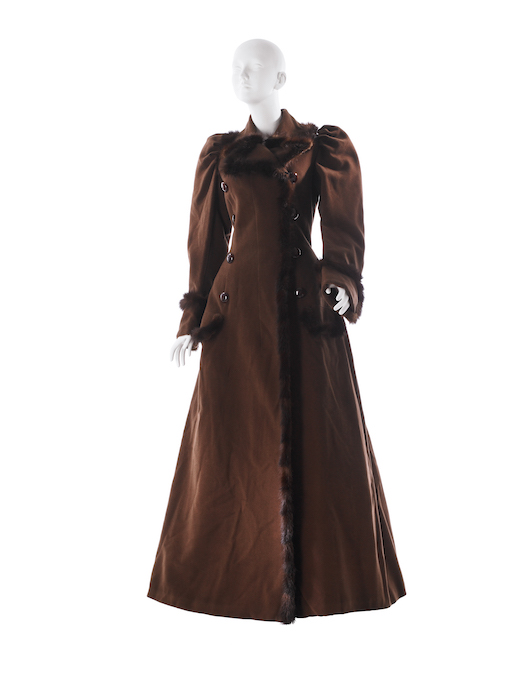 Coat in cocoa brown duvetyn with mink trim